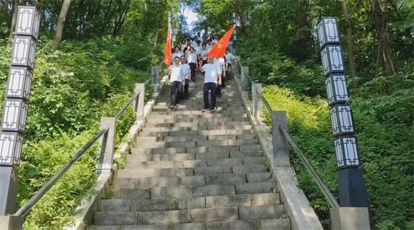 红色教育