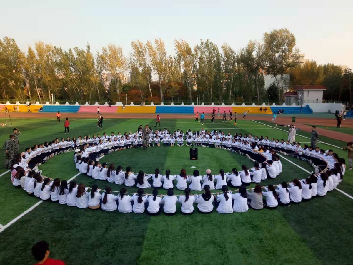 大学生素质感恩培训2